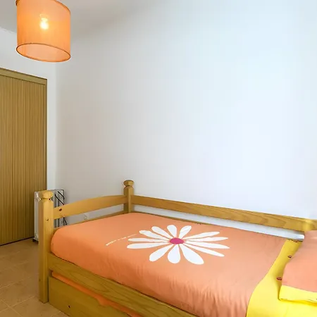 House - Mountain And Ocean דירה